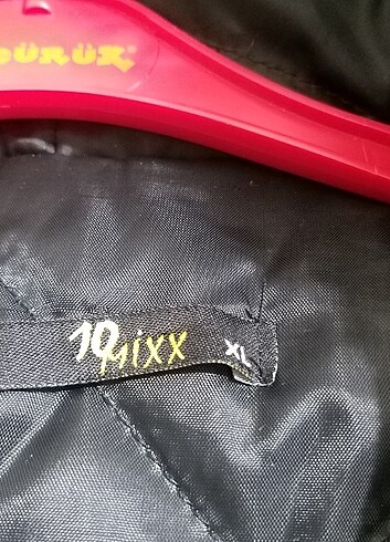 Siyah kapşonlu mont..bugüne  özel fiyatlar - Görsel 3