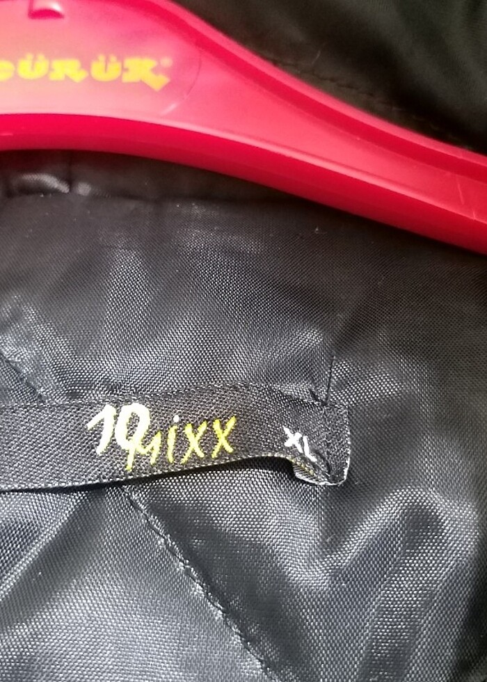 Siyah kapşonlu mont..bugüne  özel fiyatlar - Görsel 3