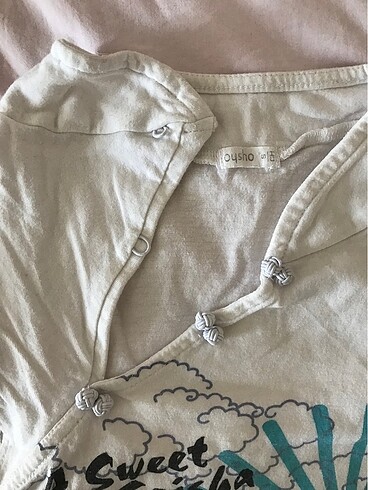 s Beden y2k hello kitty baby tee
