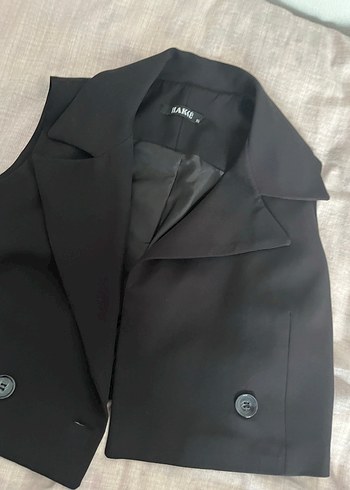 Diğer Sikligin Simgesi Siyah Kolsuz Blazer
