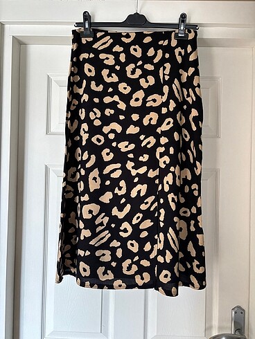 Zara Midi Boy Yırtmaçlı Etek