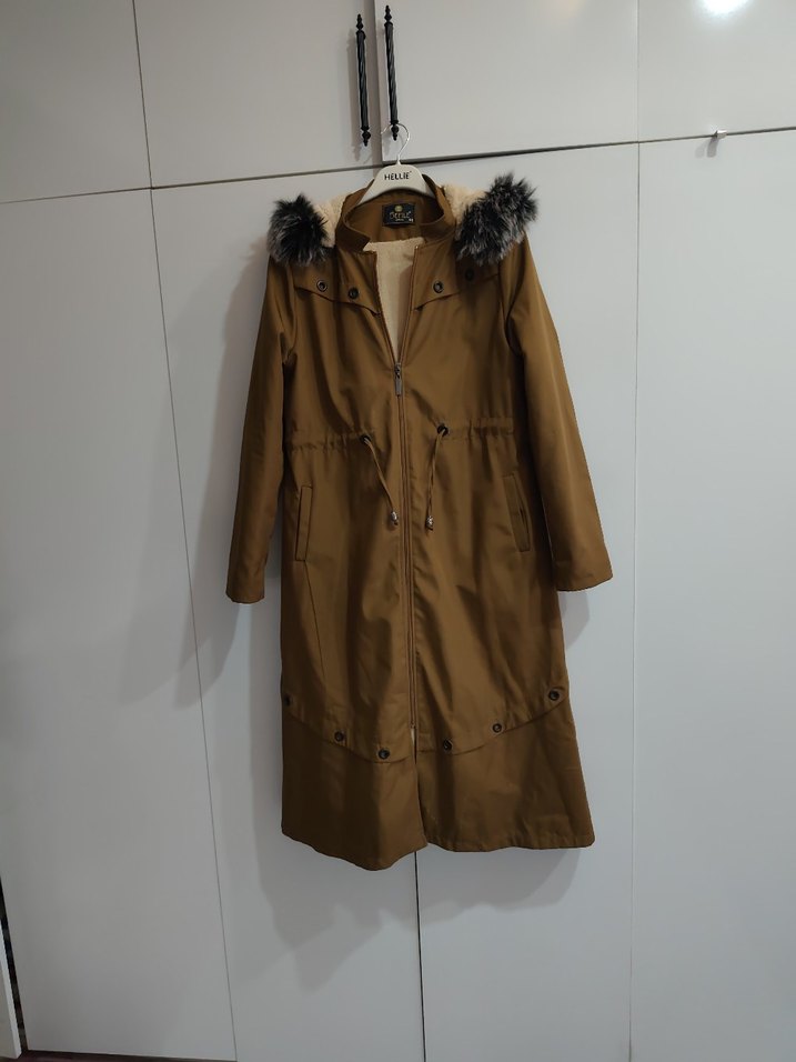 Kahverengi Uzun Kürklü Kadın Mont - Görsel 2