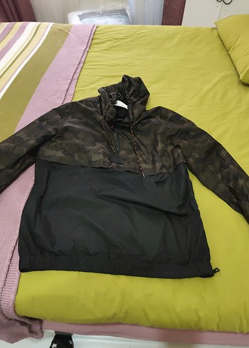 Erkek Kamuflaj Desenli Kapüşonlu kanguru mont - Görsel 4