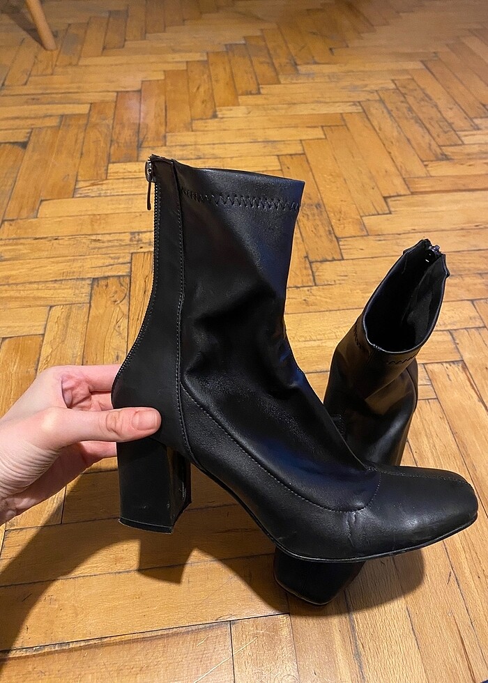 Siyah topuklu bot - Görsel 4