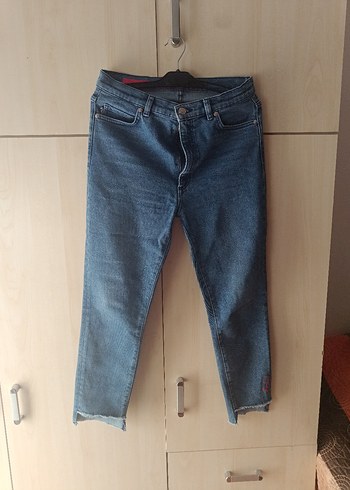 Kadın Mavi Denim Midi Boy Kemerli Jean