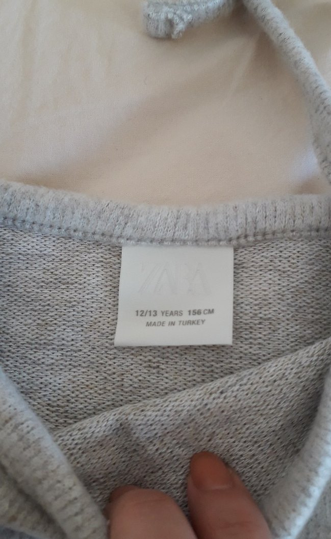 Gri Kadın Askılı Bluz - Görsel 3