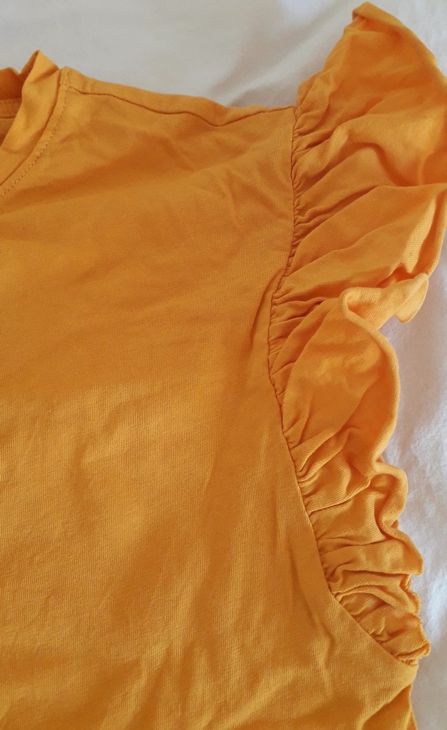Kısa Kollu Turuncu Fırfırlı Kadın Tişört - Görsel 2