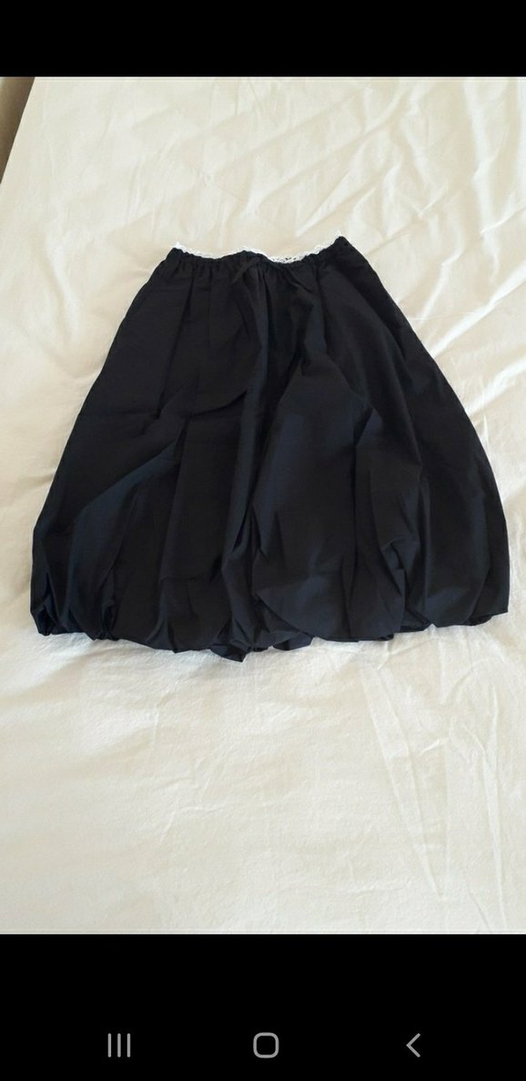 Dantel Detaylı Siyah Midi Balon Etek - Görsel 2