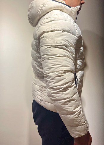 Pullandbear Beyaz Kapüşonlu Şişme Erkek #Mont - Görsel 2