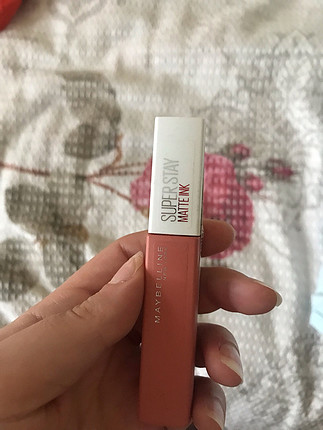 Maybelline 60 numara maybelline ruj