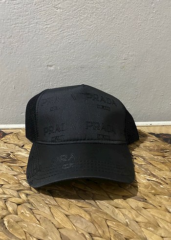 Prada 50 Adet Toptan Siyah Sapka 2 000tl