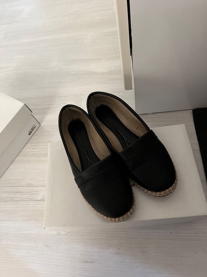 Siyah Kadın babeti - Görsel 3