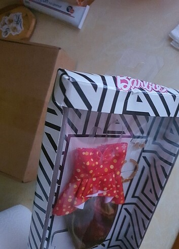 Barbie, monster high, bratz