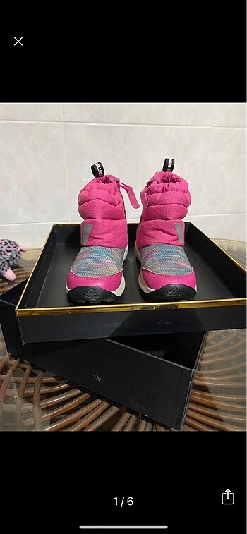 Adidas kız