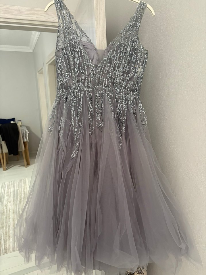 Gri Nakışlı Dantel İşlemeli Uzun Abiye Elbise - Görsel 5