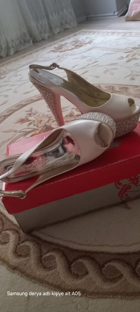 Diger Beyaz Payetli Yüksek Topuk Abiye Ayakkabı - Görsel 4