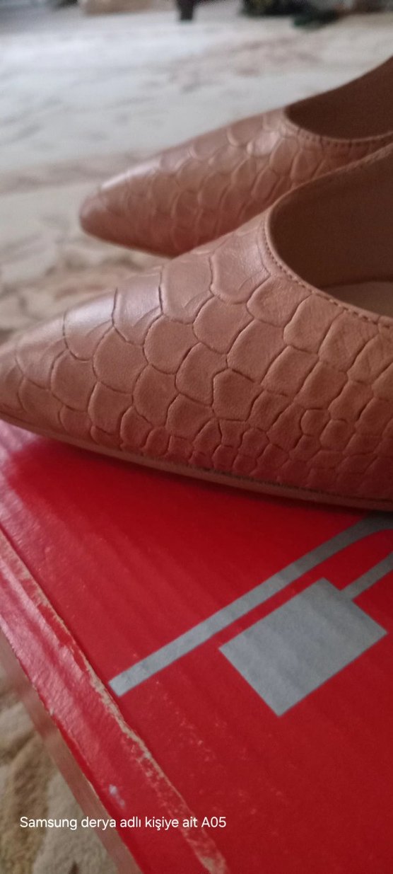 Bej Yılan Desenli Deri Stiletto Topuklu Ayakkabı - Görsel 5