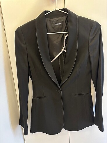 Network Network blazer