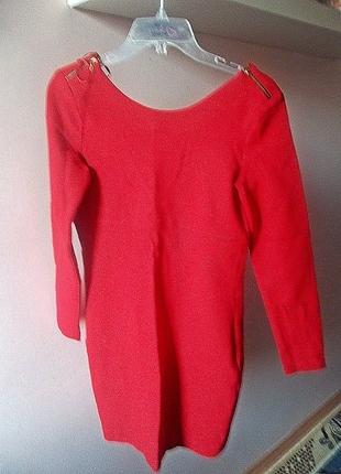 ZARA KIRMIZI ELBİSE