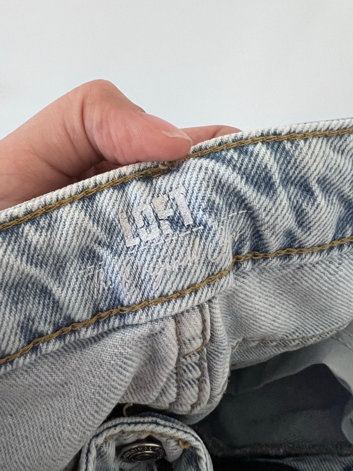 LOFT Açık Mavi Yüksek Bel Mom Jean — görsel 2/4