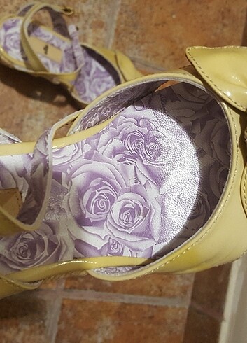 Elle Dolgu Topuklu Sandalet - Görsel 4