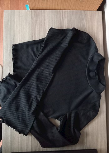 Diğer Siyah Crop Bluz