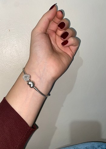 Pandora Kalp Detayli Pandora Bileklik Ve Charm