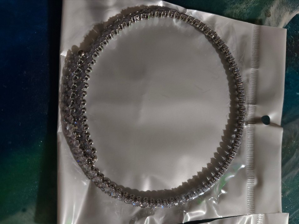 Sıra taşlı Detaylı Kadın kolye - Gri ve Altın - Görsel 3