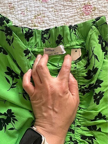 s Beden Bershka Midi Etek