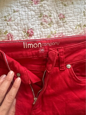 Limon Company Kırmızı kot etek