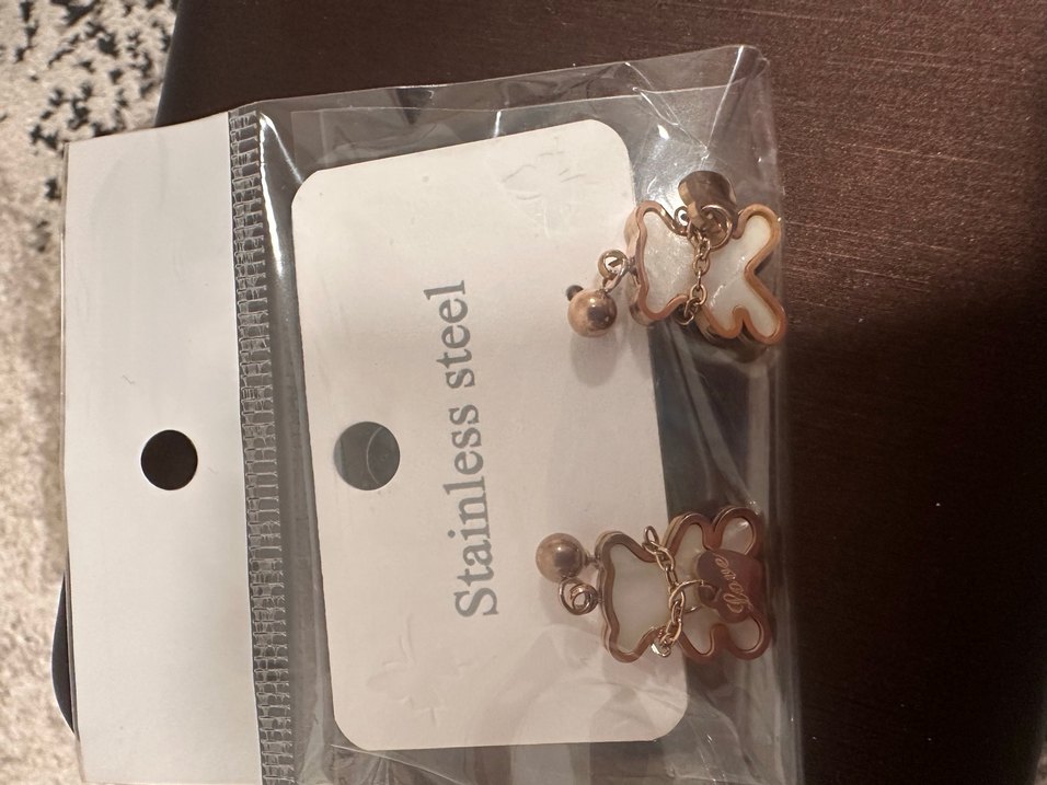 Altın Renk Mini Ayıcıklı Küpe - Görsel 2