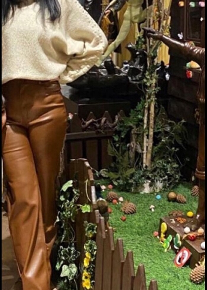 Vatkalı deri pantolon - Görsel 2