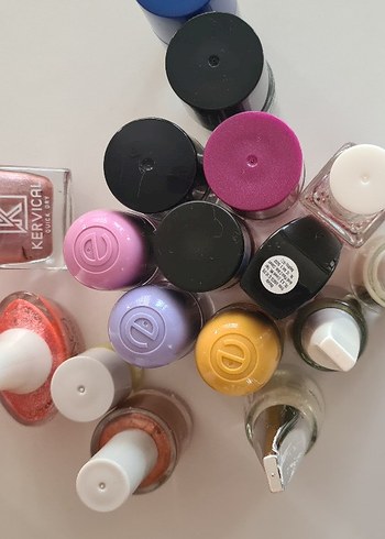 18adet Çok Renkli Oje - Görsel 7