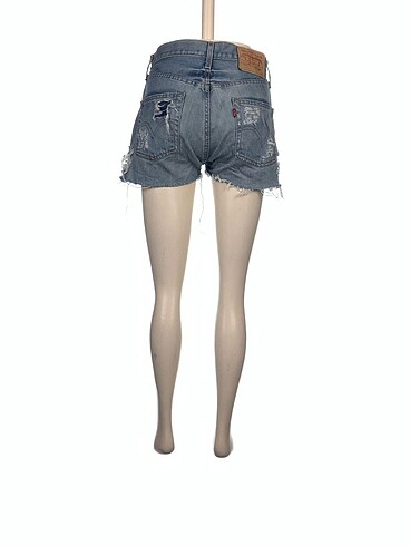 29 Beden Levis Jean / Kot Şort %70 İndirimli.