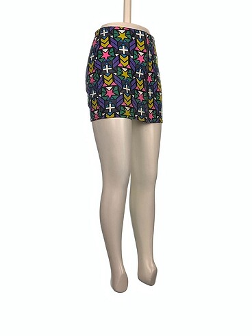 H&M H&M Mini Etek %70 İndirimli.