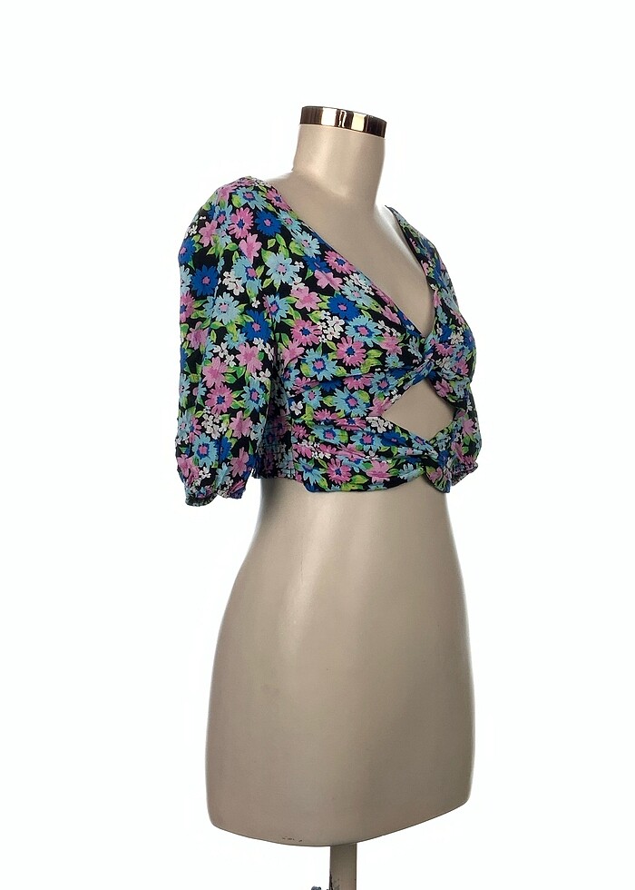 Bershka Bluz %70 İndirimli. - Görsel 2