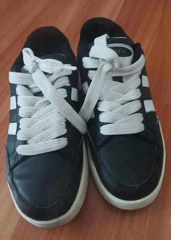 Kinetix Gri Beyaz Minimal Sneaker