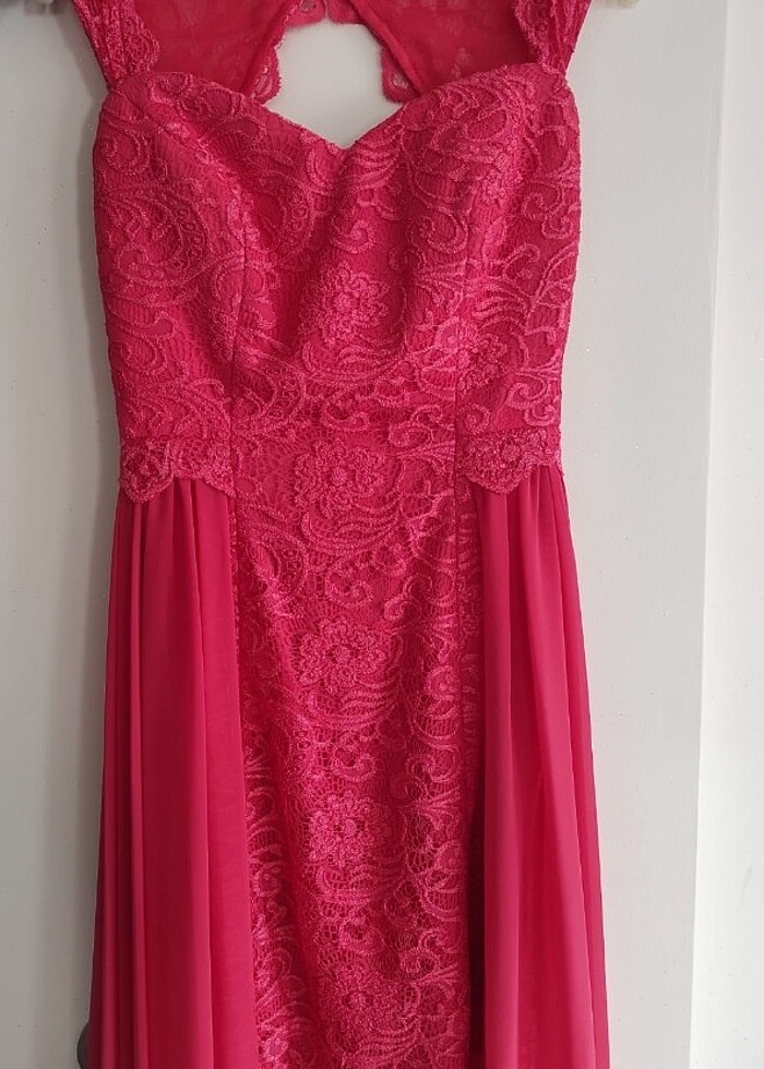 Mercan Renk Dantelli Abiye - Görsel 3