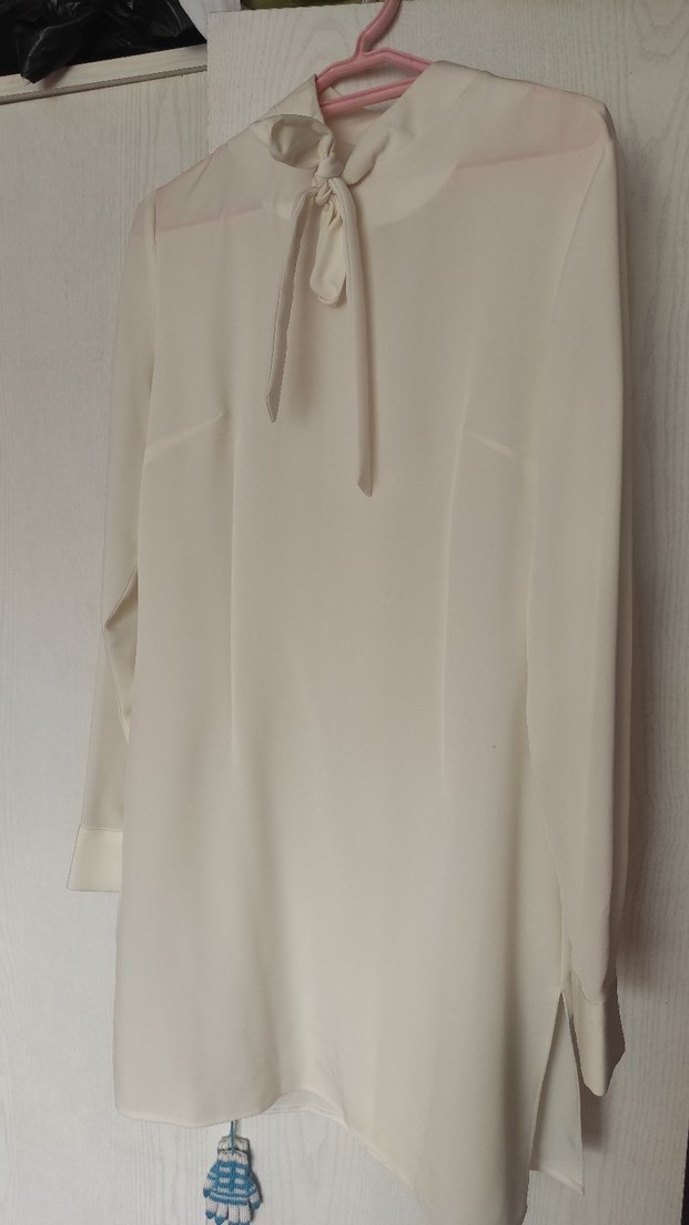 Uzun Kollu Beyaz Kadın Tunik - Görsel 2