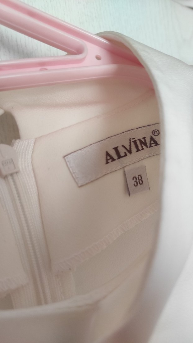 Uzun Kollu Beyaz Kadın Tunik - Görsel 3