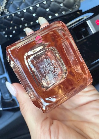Hugo Boss Şeffaf Cam Kadın Parfüm Şişesi