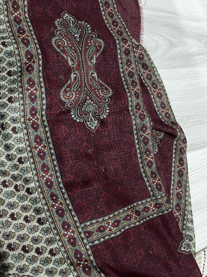 Şal: Bordo & Bej Desenli İnce Şal — görsel 5/5