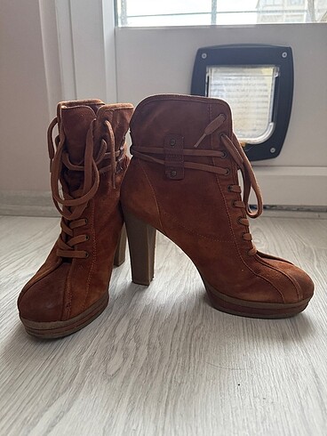 Nine West deri bot