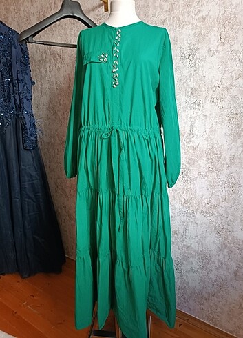 0 pamuk Benetton Taşlı Elbise