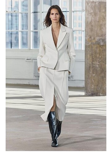 l Beden Zara belden oturan viral blazer ceket