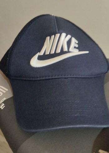 Nike Lacivert Sapka