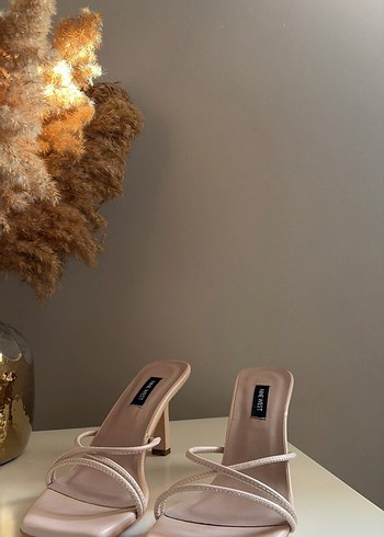 Nine West ürünü