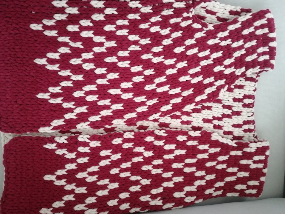 Çift yönlü bordo ve krem renkli örgü süveter - Görsel 2