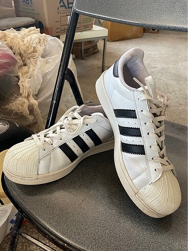 Adidas süperstrar 39 numara orjinal