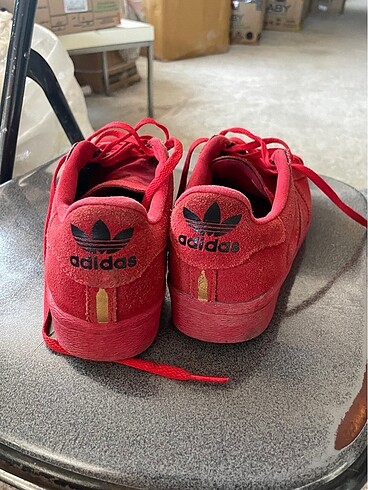 38 Beden kırmızı Renk Adidas süperstar 38 numara orjinal
